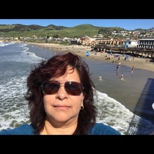 Meet your Posher, Yolanda